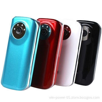 USB Battery Chargers with 5,000mAh High Capacity Li-ion Battery, Simple Design but Good Quality